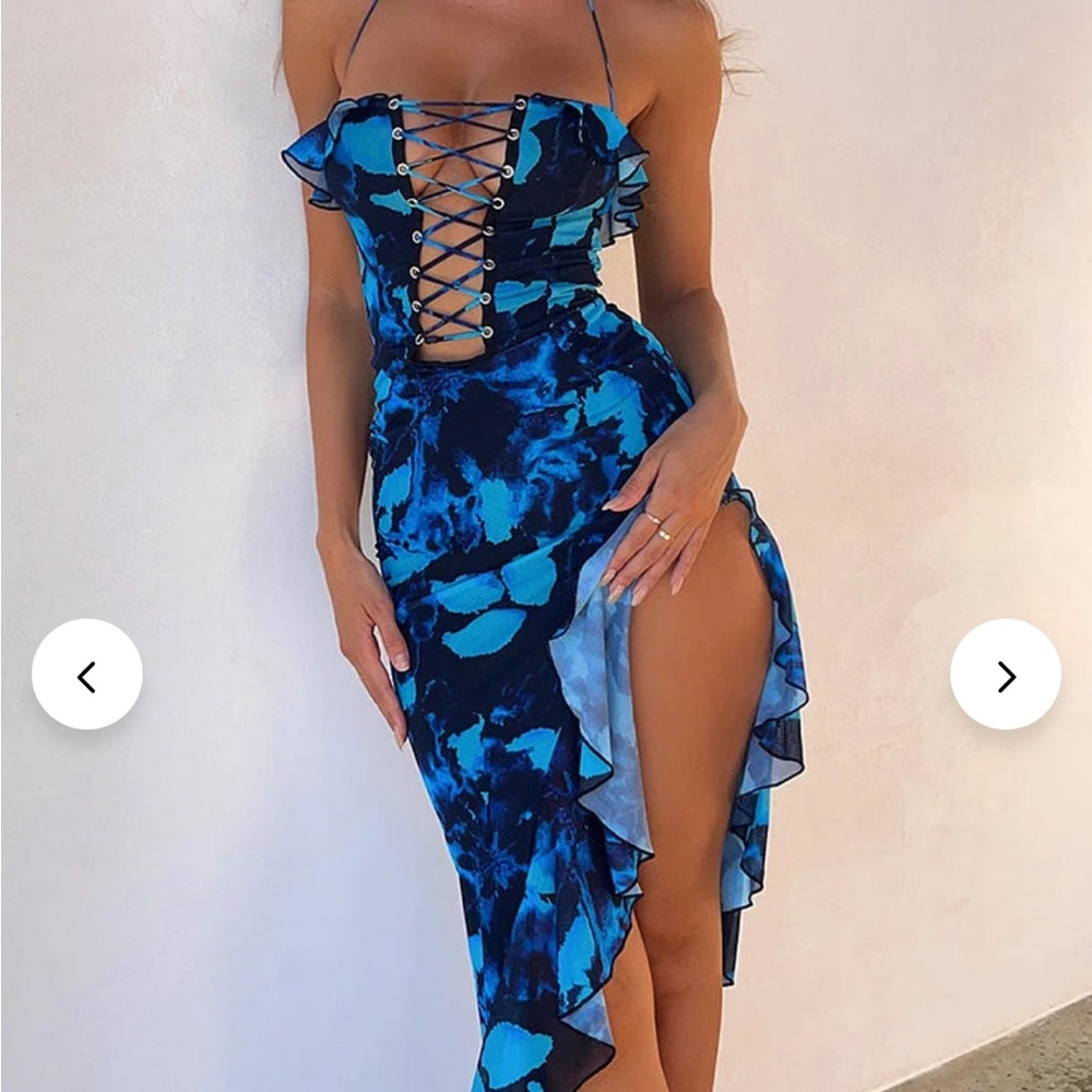NWT Sisterparty Pattern Lace Up Halter Ruffle High Slit irregular hem Maxi Dress